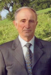 Necrologio di Vittorio Petrucci. I funerali si svolgeranno Giovedi 12 Febbraio  alle ore 9,30